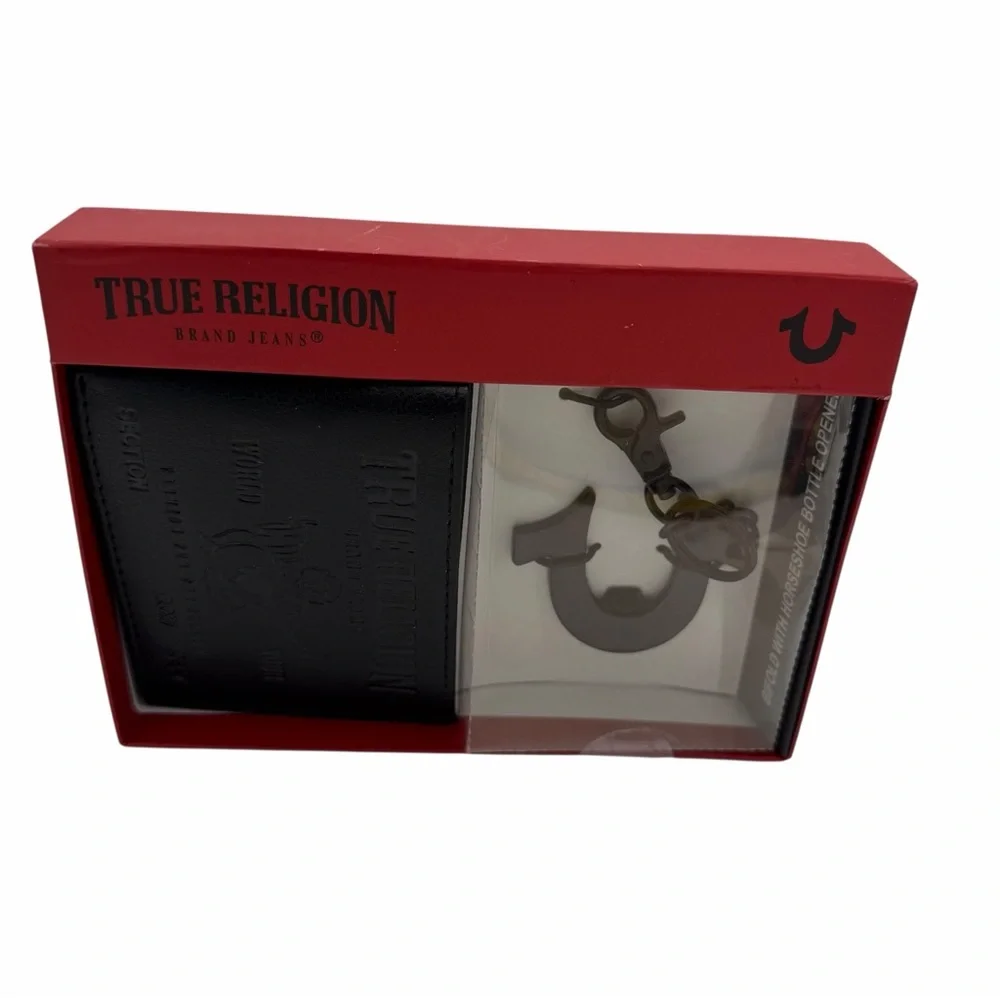 Brand New True Religion Black Leather Billfold Wallet w/ Bottle Opener Keychain